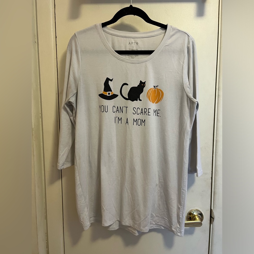 L women’s Apt 9 Halloween shirt
